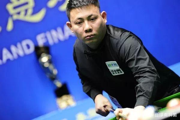 层的动荡往 层的动荡往